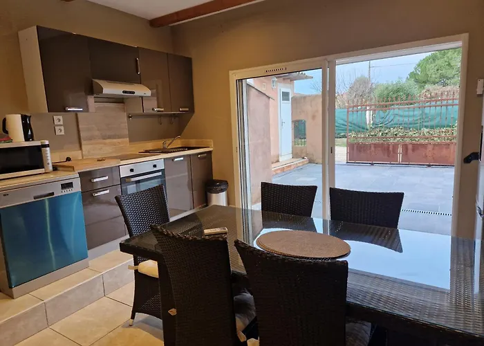 Villa Notre Dame Plain Pied Avec Piscine Privee 8 Personnes